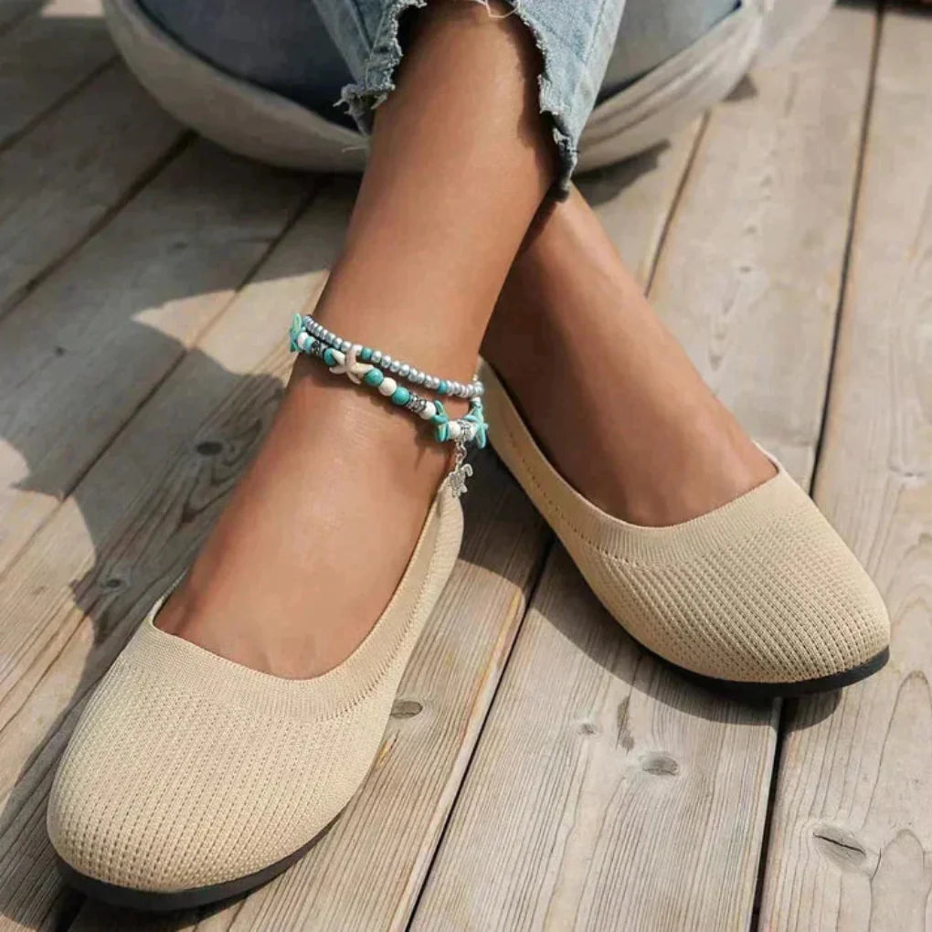 Élise Bernard | Breathable Minimalist Slip-On Flats For Women