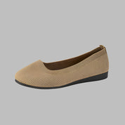 Élise Bernard | Breathable Minimalist Slip-On Flats For Women