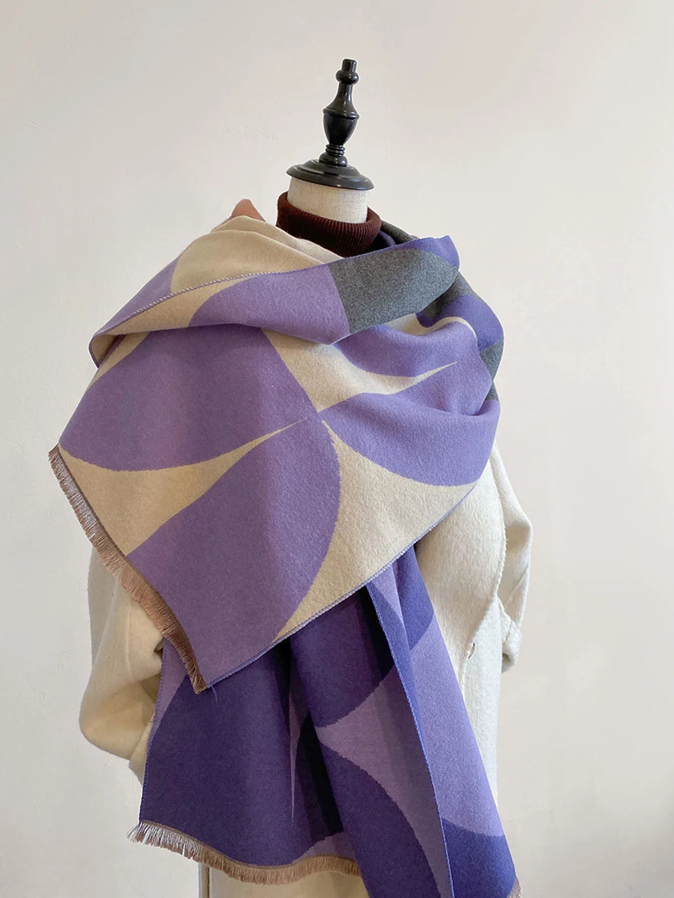 Valentina Moreau | Luxury Geometric Winter Scarf For Women