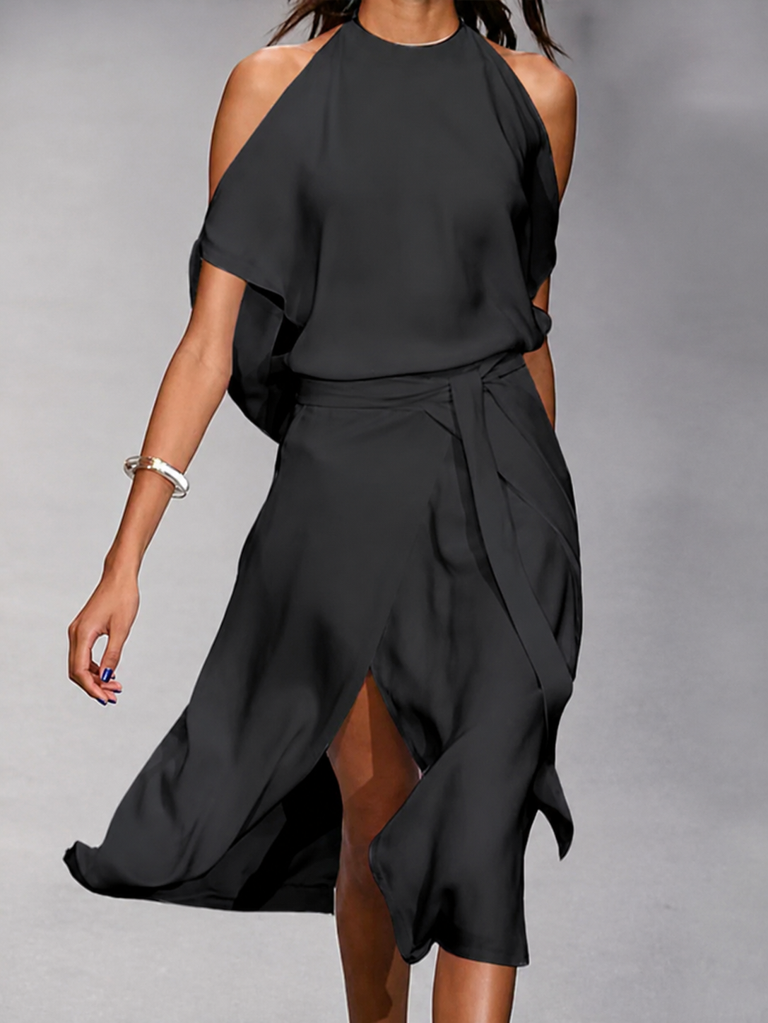 Vivienne Laurent | Flowing Halter Midi Dress For Women