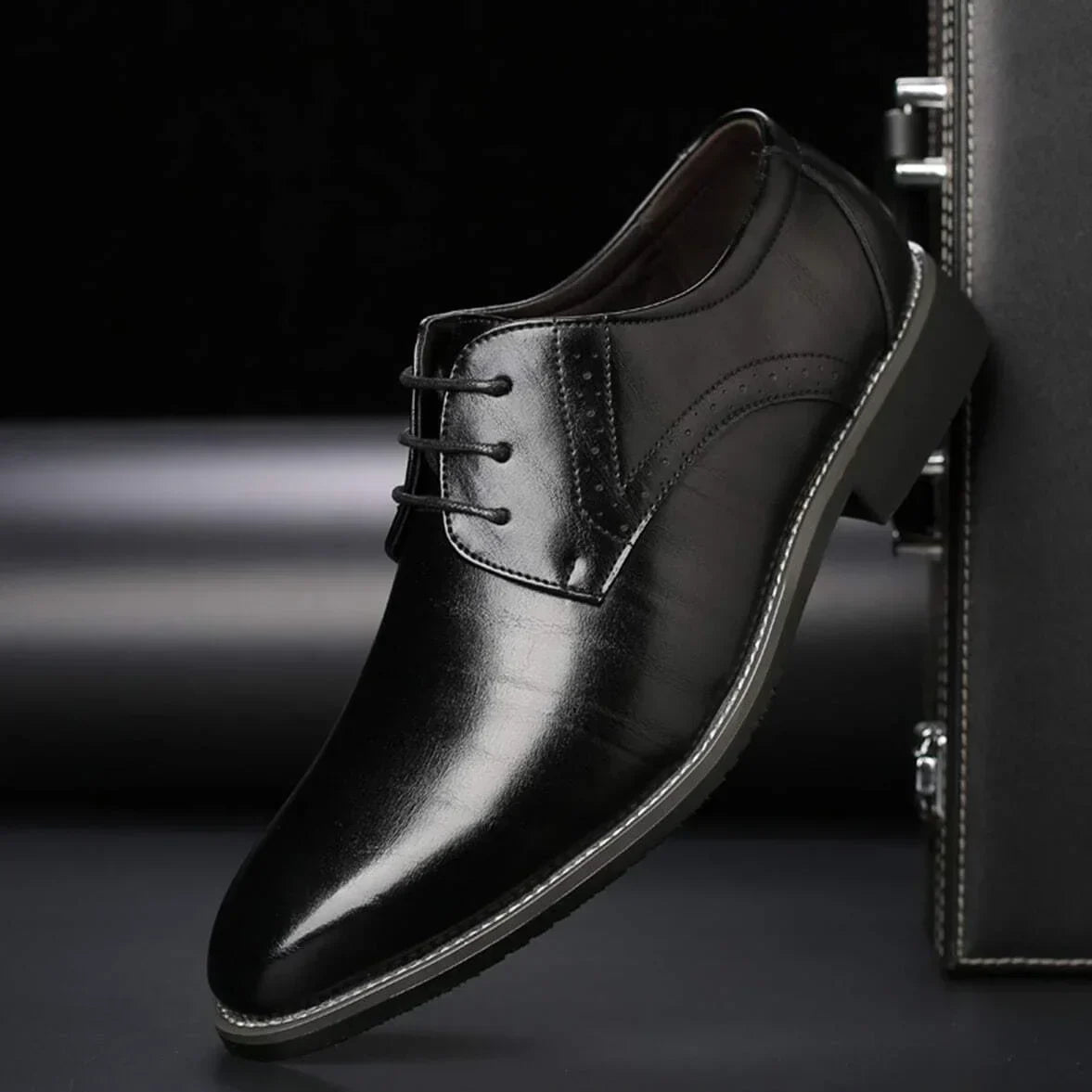 Luca Moretti | Classic Leather Oxford Shoes For Men