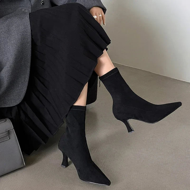 Womens-Pointed-Toe-Ankle-Boots-Sock-Fit-Elegance-with-Sculpted-Heel-5.webp