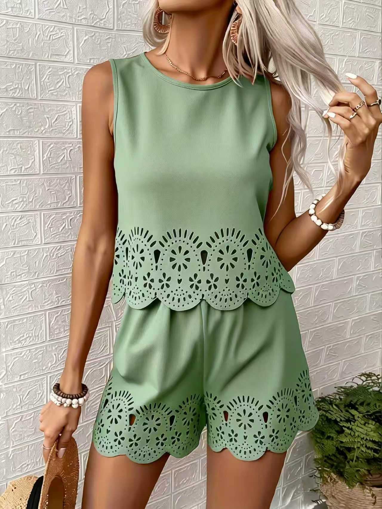 Chloe Beaumont | Broderie Two Piece Shorts Set For Women