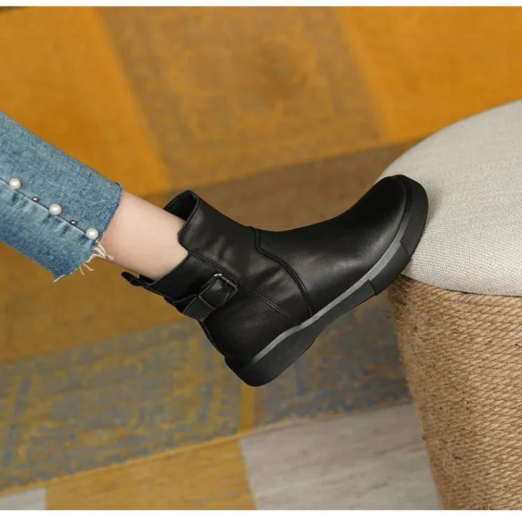 Elodie Beaumont | Minimalist Leather Ankle Boots For Women