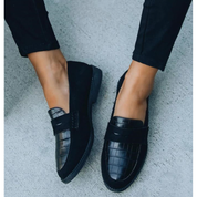Lucienne Dubois | Classic Leather Loafers For Women